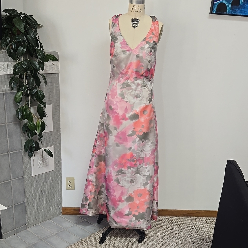 Pink and Gray Sleeveless V-Neck Sundress for Wedding